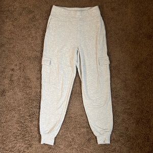 AERIE OFFLINE JOGGERS // HEATHERGRAY CARGO STYLE SIZE XXS